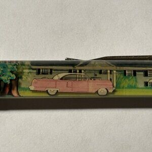 Graceland Floaty Pen Home of Elvis Presley Pink Cadillac Moves Souvenir Novelty
